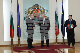 Румен Радев - Българска антарктическа експедиция - флаг