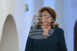 Правителство - заседание - Виолета Коритарова-Касабова