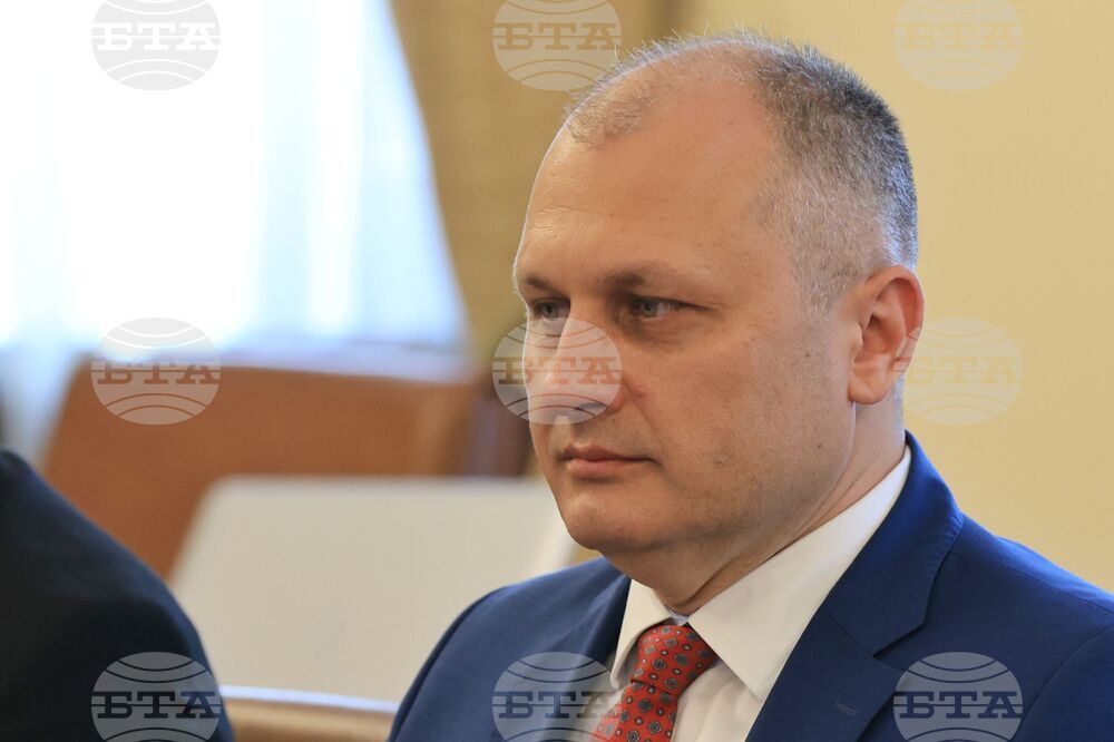 Правителство - заседание - Валентин Мундров