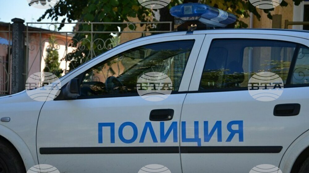 Близо 10 хиляди евро са откраднати от кабинет на медицински център в Стара Загора, съобщиха от полицията