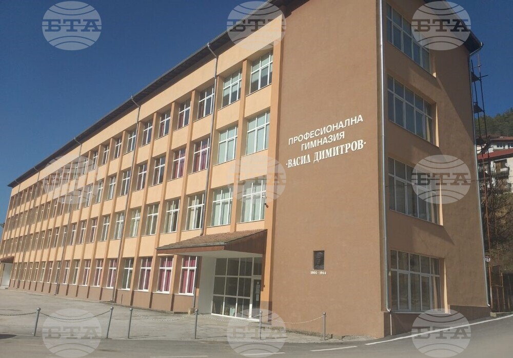 Отборът на Професионална гимназия в Мадан спечели първо място в средношколско състезание по „Енергетика“