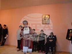 Снимка: Община Благоевград - Илко Стоянов посети Дом за пълнолетни лица с деменция в село Падеш