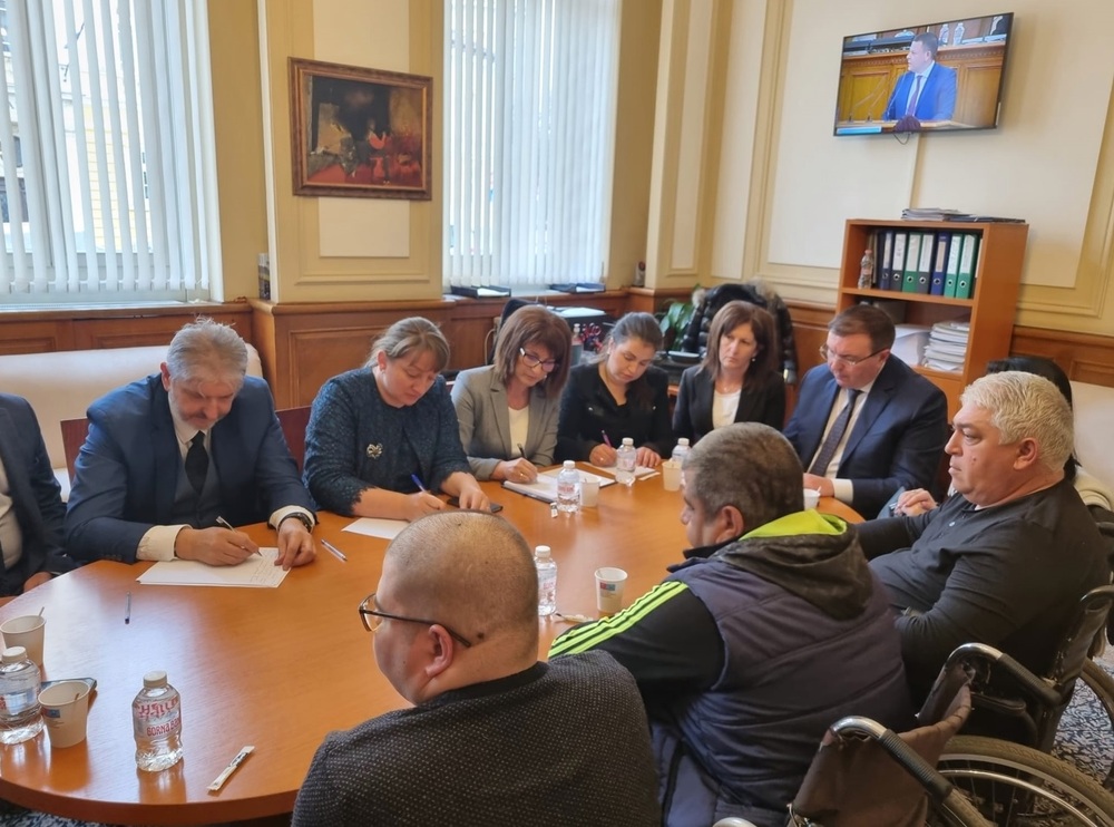 ГЕРБ ще инициира обсъждане за въвеждане на Европейска карта за хора с увреждания, която гарантира равен достъп