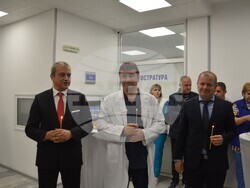 Снимка: Община Благоевград - Кметът на Благоевград Илко Стоянов присъства на водосвет за здраве  в Специализирана болница за активно лечение по онкология „Св. Мина“