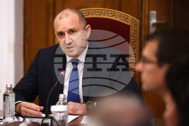 Румен Радев - синдикати - среща