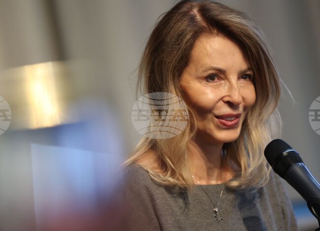 Българска банка за първи път придобива чужда банка, което е добър ход за икономиката като цяло, посочи за БТА Цветелина Бориславова, председател на НС на БАКБ