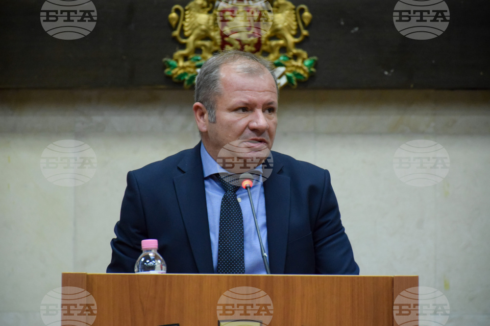 Благоевград - Общински съвет - извънредна сесия - храм - решение