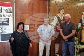 Чепеларе - гимназия - Николай Хайтов - годишнина - изложба