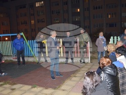Снимка: Община Благоевград - По покана на жители на ж.к. „Ален мак“ кметът Илко Стоянов взе участие в събрание за саниране на жилища  