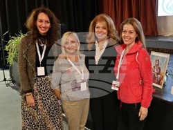 Снимка: Прессекретариат - Вицепрезидентът Йотова подкрепи първата в София творческа среща семинар на ръководителите на фолклорни състави в чужбина