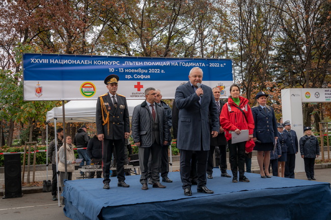 Министър Демерджиев откри 28-то издание на Националния конкурс „Пътен полицай на годината“ 