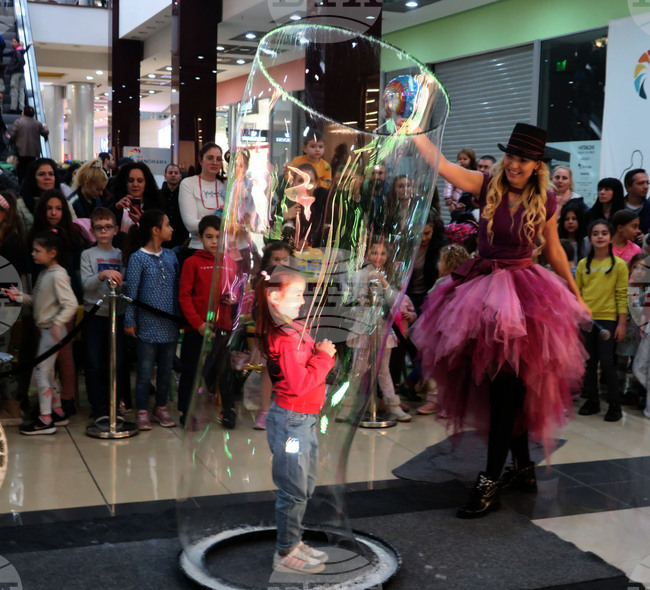 Плевен - сапунени балони - шоу