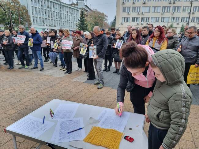 С петиция в Търговище искат обезопасяване на пътен участък