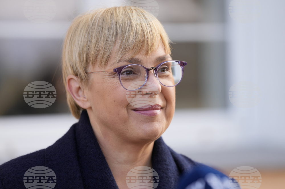 Словенският президент подчерта важността на хуманитарната помощ в края на посещението си в Украйна
