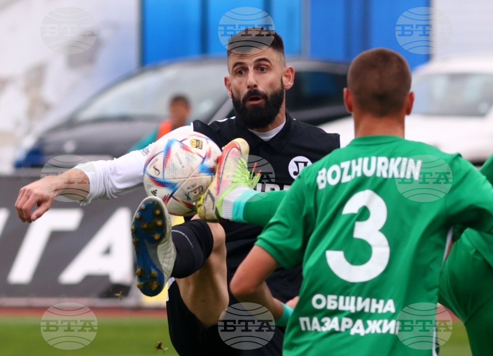 Футбол - Хебър - Локомотив Пловдив