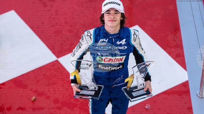 Никола Цолов ликува с историческа първа победа във Формула 2