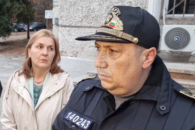 Перник - брифинг - полиция - Александър Цветанов - издирване