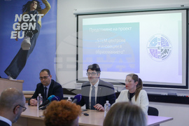Селин Гауер - Национален STEM център - посещение