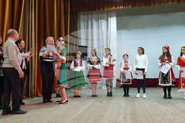 Молдова - Тараклия - българска народна песен - конкурс