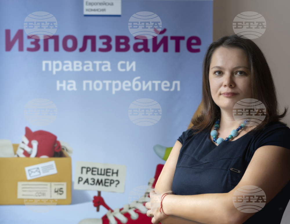 Компенсацията при закъснял полет по вина на авиокомпанията започва от 250 евро, но не се плаща автоматично, каза пред БТА директорът на ЕПЦ Соня Спасова