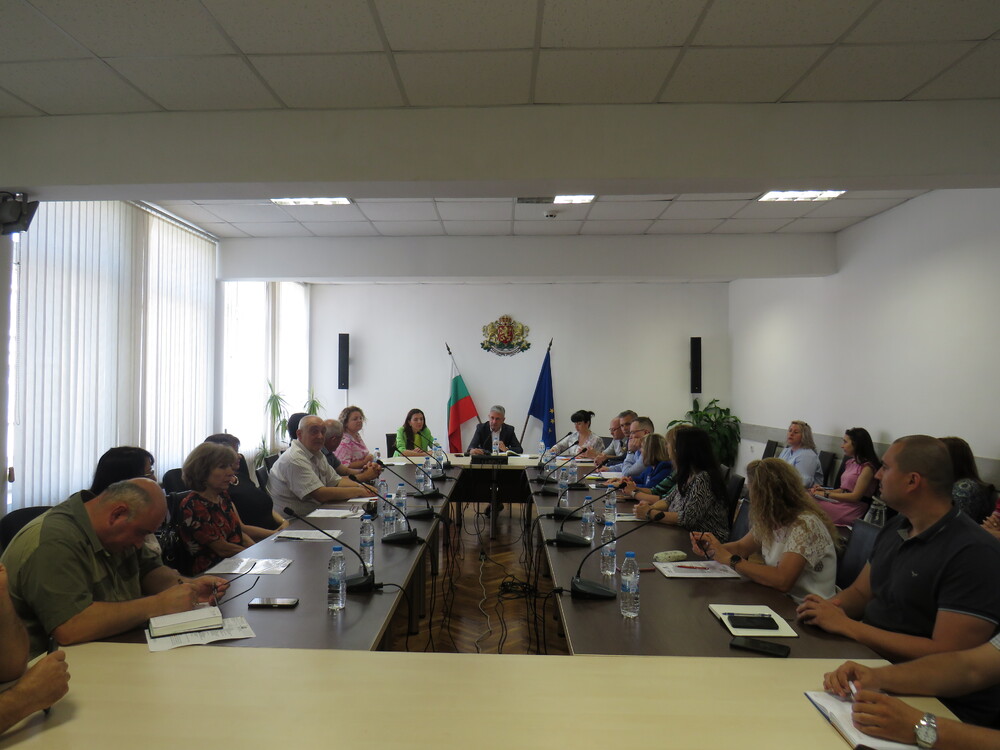 Областна администрация Шумен: Работна среща с ръководителите на държавните институции в област Шумен за координация и публичност в работата с гражданите и медиите 