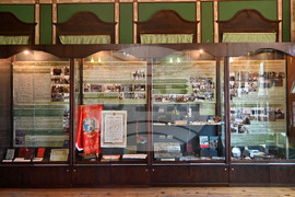 Пловдив - Изложба „Когато момчето става мъж…”