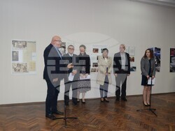 Кметът на Видин и посланикът на Аржентина откриха заедно изложба