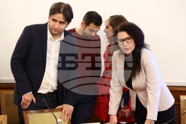 Комисия по електронно управление и информационни технологии