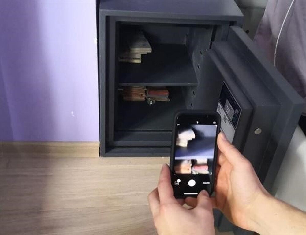 Отдел „Киберпрестъпност“ - ГДБОП неутрализира международна престъпна група, занимаваща се с измами, свързани с интернет платформи за търговия с финансови инструменти