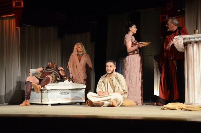 Видинският театър с премиера на постановката „Езоп“