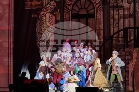 „Красавицата и звяра" - спектакъл 