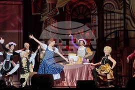 „Красавицата и звяра" - спектакъл 