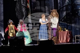 „Красавицата и звяра" - спектакъл 