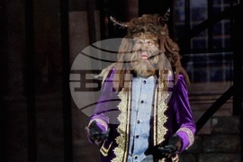 „Красавицата и звяра" - спектакъл 