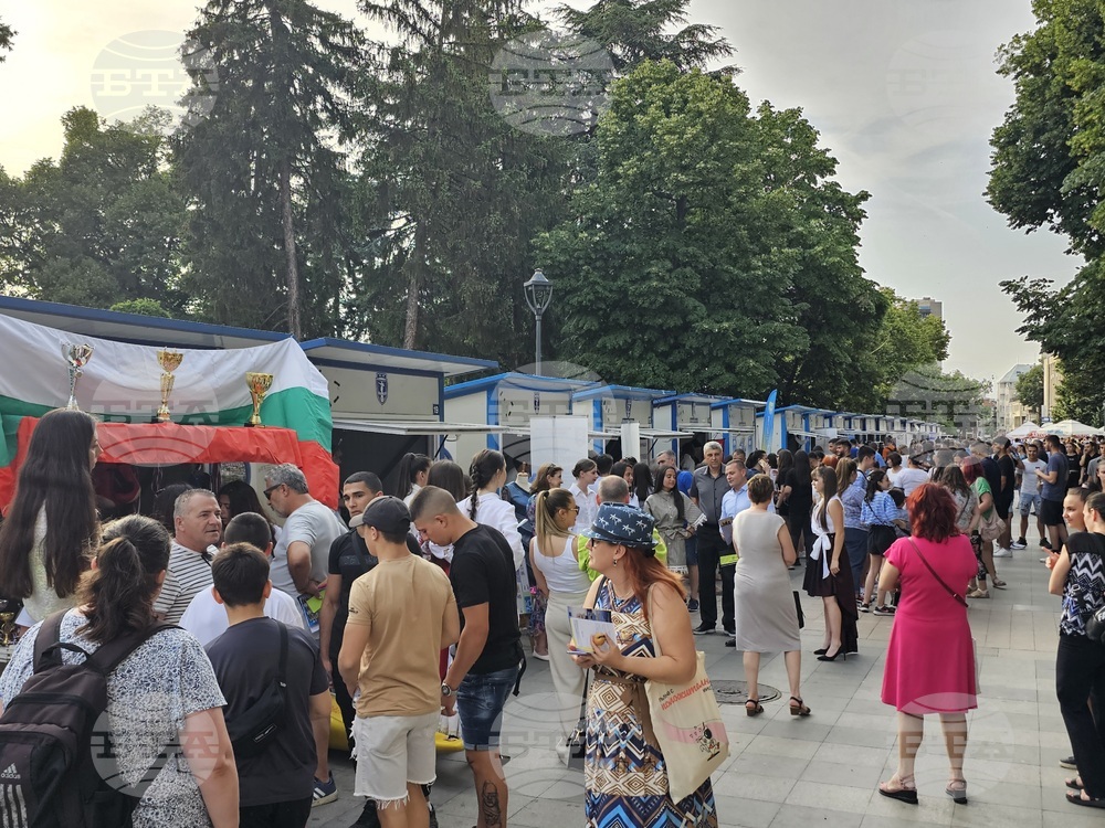 Възможностите за средно образование представят 19 учебни заведения в Русе