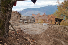 Село Храстово - крепост - разкопки 