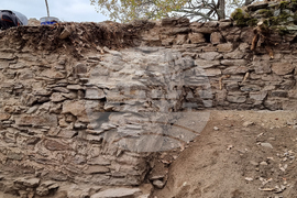 Село Храстово - крепост - разкопки 