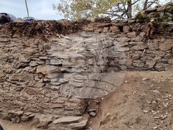 Село Храстово - крепост - разкопки 