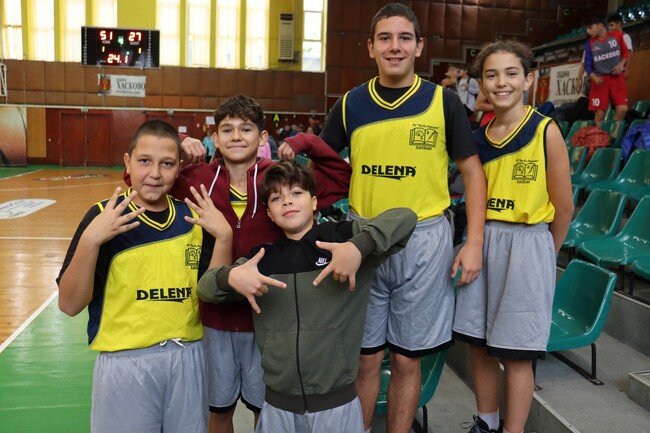 Общинското ученическо първенство по баскетбол стартира днес в зала „Дружба“