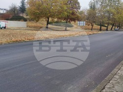 Община Благоевград положи нова асфалтова настилка по участък от ул. „Иван Михайлов“