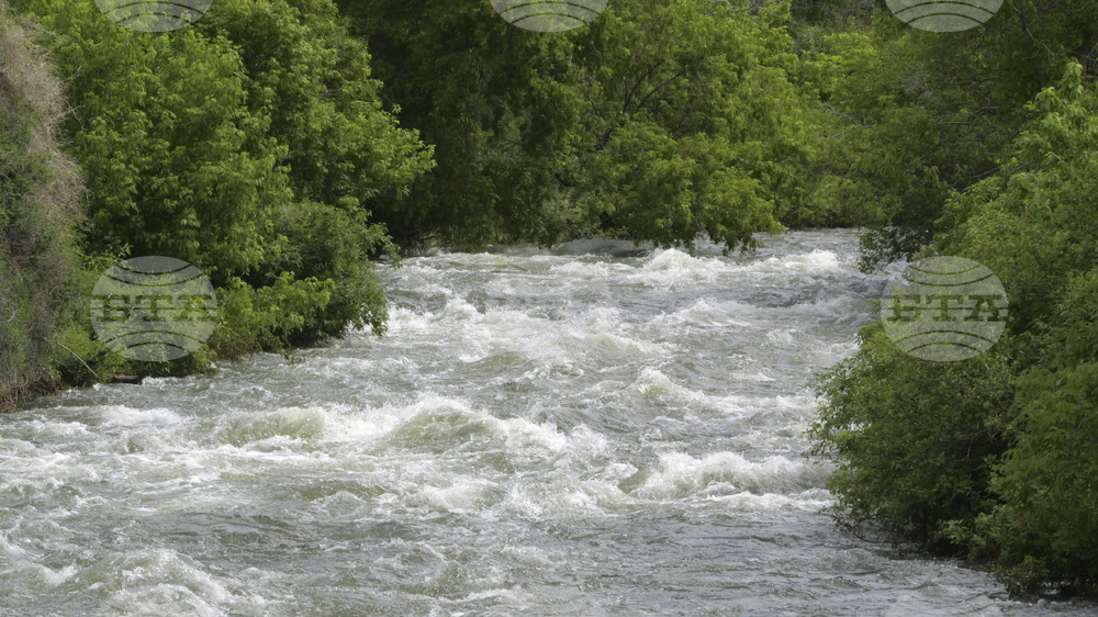 Двама, а не трима са загиналите мигранти при инцидент в река Сава в Хърватия