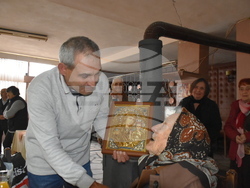 Снимка: Община Ловеч - Кметът на Ловеч поздрави лично столетница от село Радювене