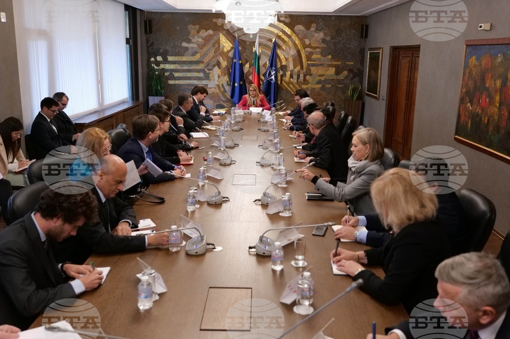 Deputy Foreign Minister: Keeping Bulgaria, Romania from Schengen Hinders Tackling Economic Challenges