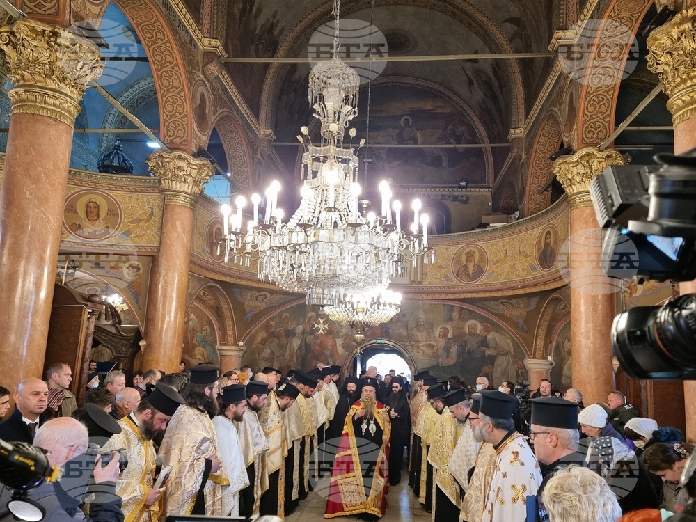 Във всички храмове на Пловдивска епархия бе отслужен молебен за мир