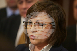 Парламент - БСП - брифинг - Корнелия Нинова