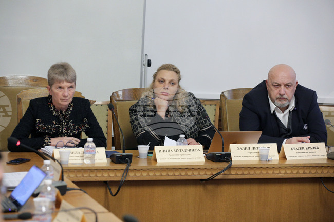 Комисия по въпросите на децата, младежта и спорта - заседание