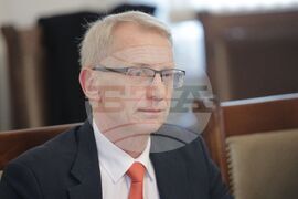 Парламент - Комисия по образованието и науката
