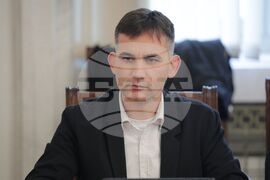 Парламент - Комисия по образованието и науката
