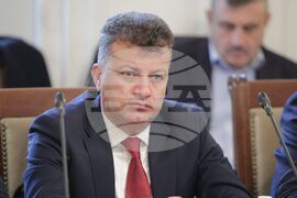 Парламент - Комисия по образованието и науката
