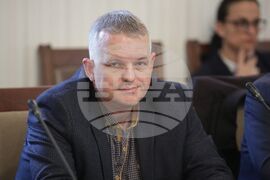 Парламент - Комисия по образованието и науката